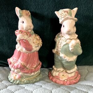 Vintage, bunny, rabbit, ceramic salt, and pepper, shaker set